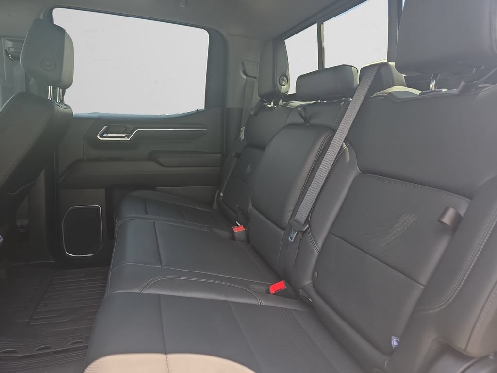 Used 2024 GMC Sierra 1500 SLT w/ SLT Premium Plus Package AWD/4WD image 14