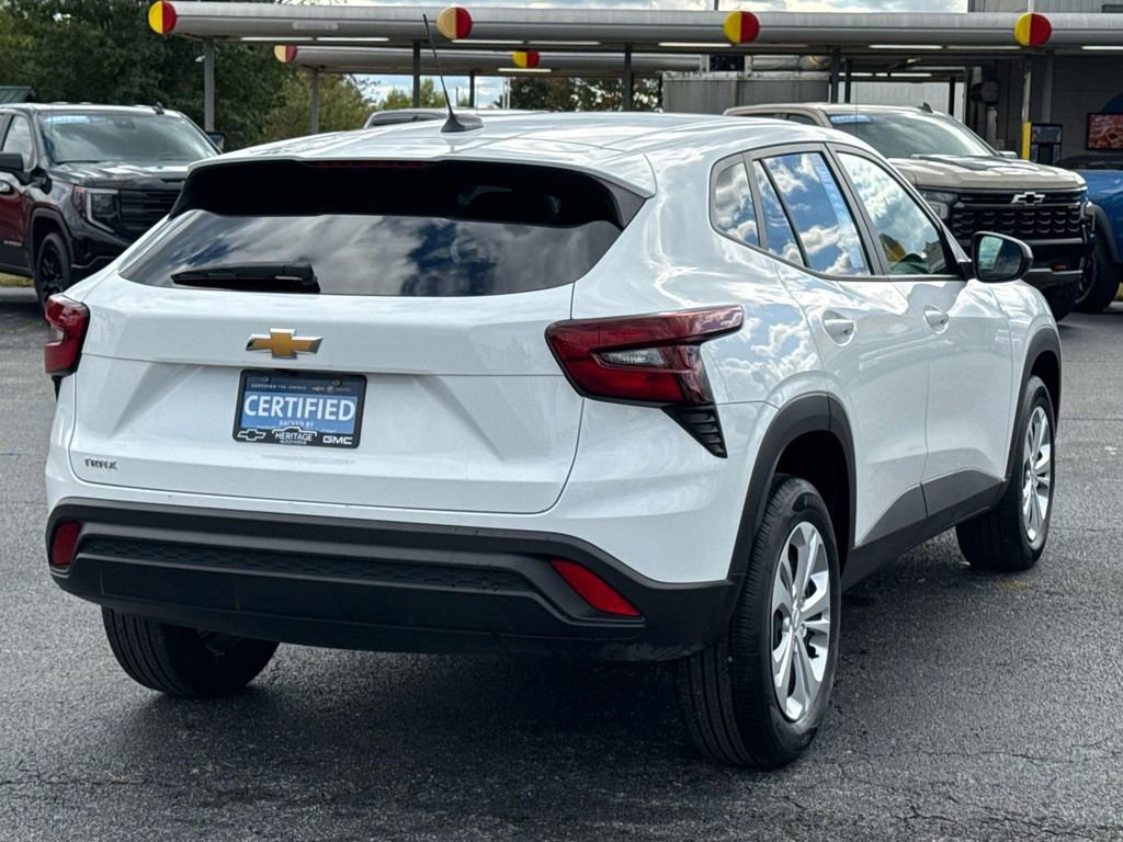 Certified 2025 Chevrolet Trax LS image 7