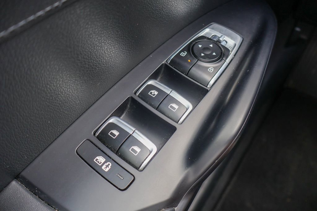 Used 2025 Kia K5 LXS FWD image 16
