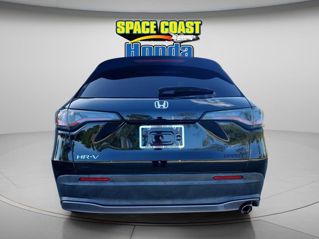 Used 2023 Honda HR-V Sport image 4
