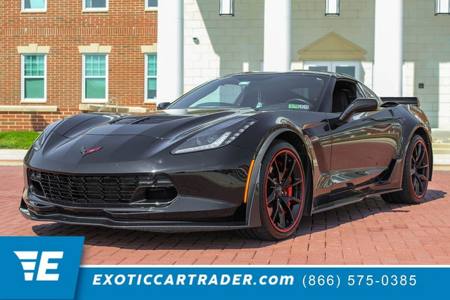 Used 2016 Chevrolet Corvette Z06 w/ Z07 Performance Package RWD image 1
