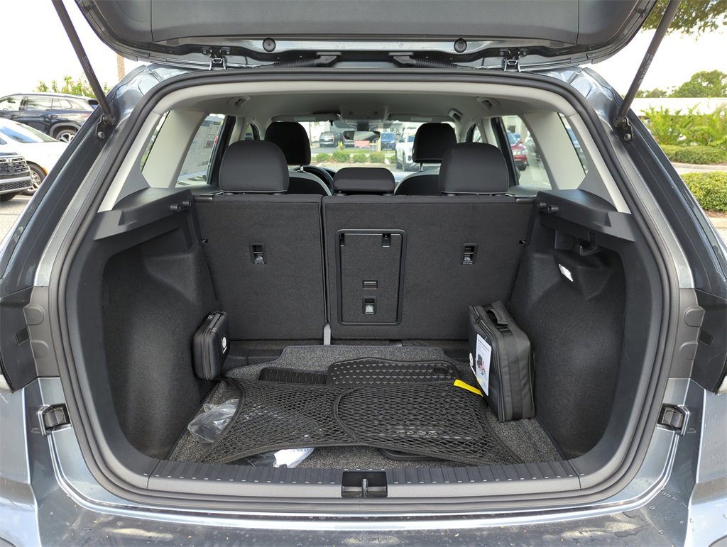 New 2025 Volkswagen Taos S image 15