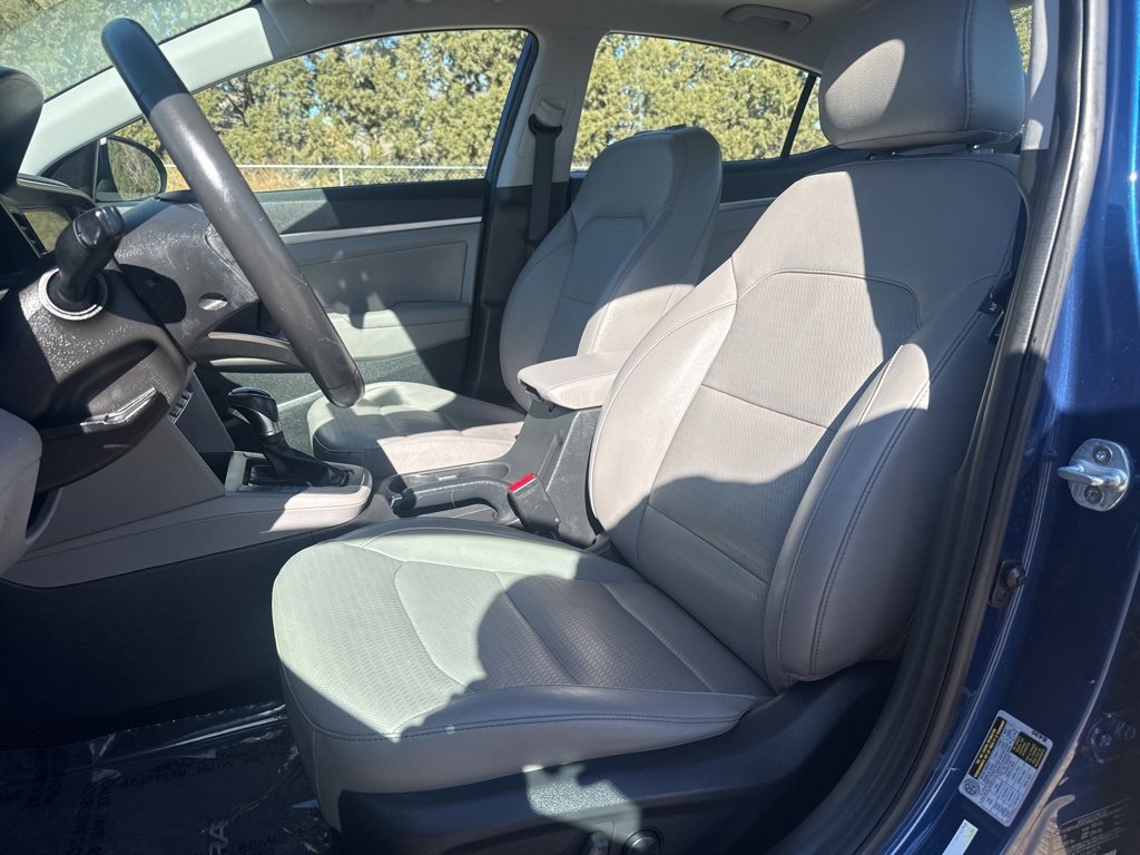 Used 2020 Hyundai Elantra Limited w/ Ultimate Package 03 image 13