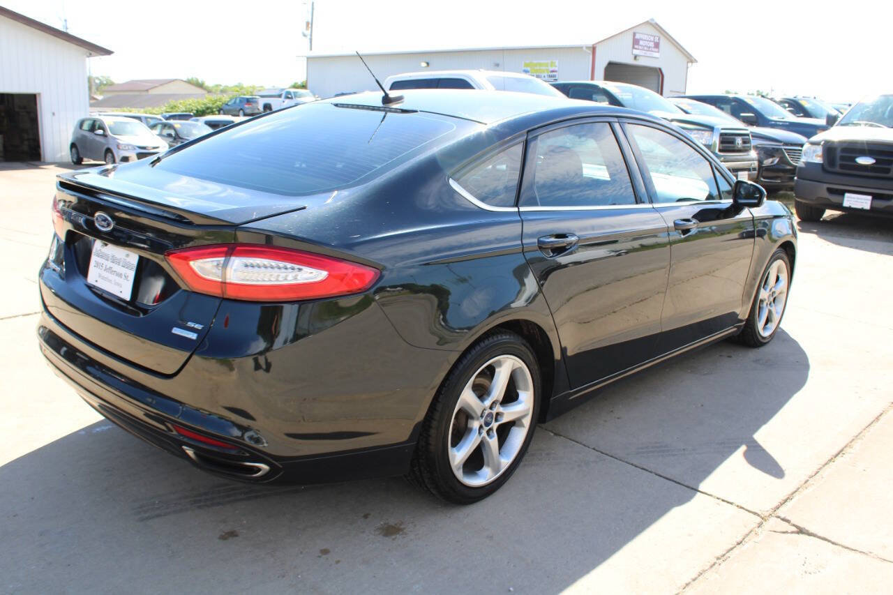 Used 2015 Ford Fusion SE w/ Equipment Group 201A FWD image 8