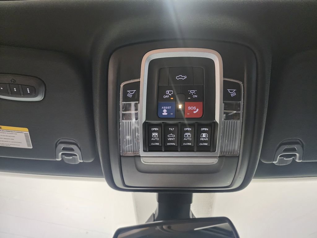 Used 2020 RAM 1500 Laramie w/ Sport Appearance Package image 21
