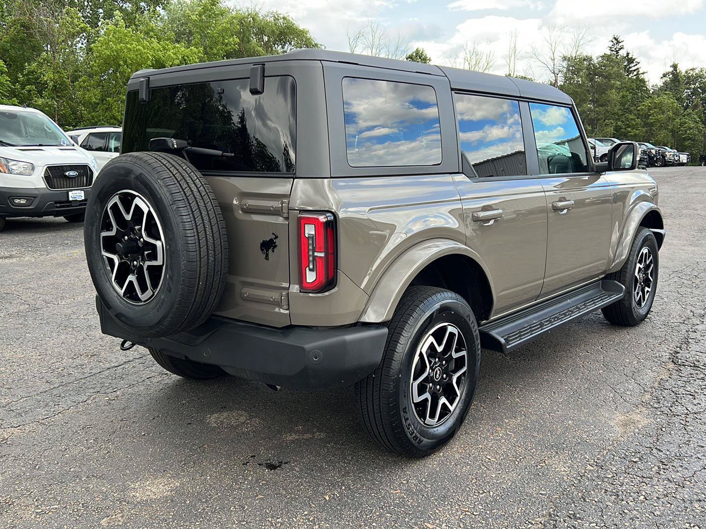 Used 2025 Ford Bronco Outer Banks AWD/4WD image 22