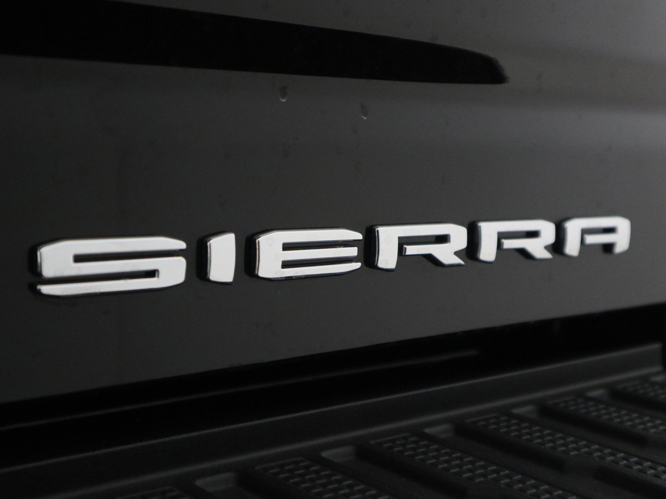 Used 2025 GMC Sierra 2500 Denali Ultimate image 37