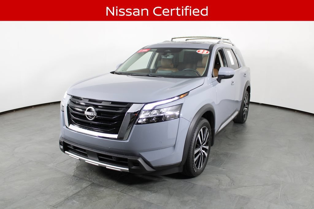 Certified 2023 Nissan Pathfinder Platinum w/ Cargo Package AWD/4WD image 2