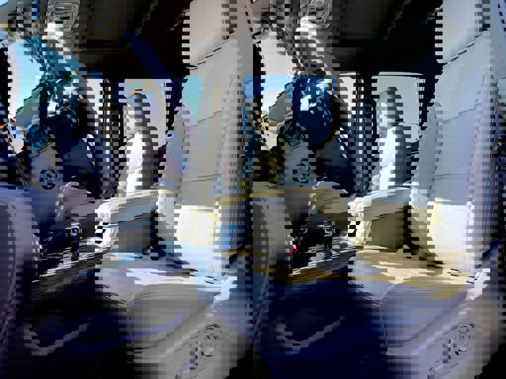 New 2026 GMC Sierra 1500 SLT w/ SLT Premium Plus Package image 46