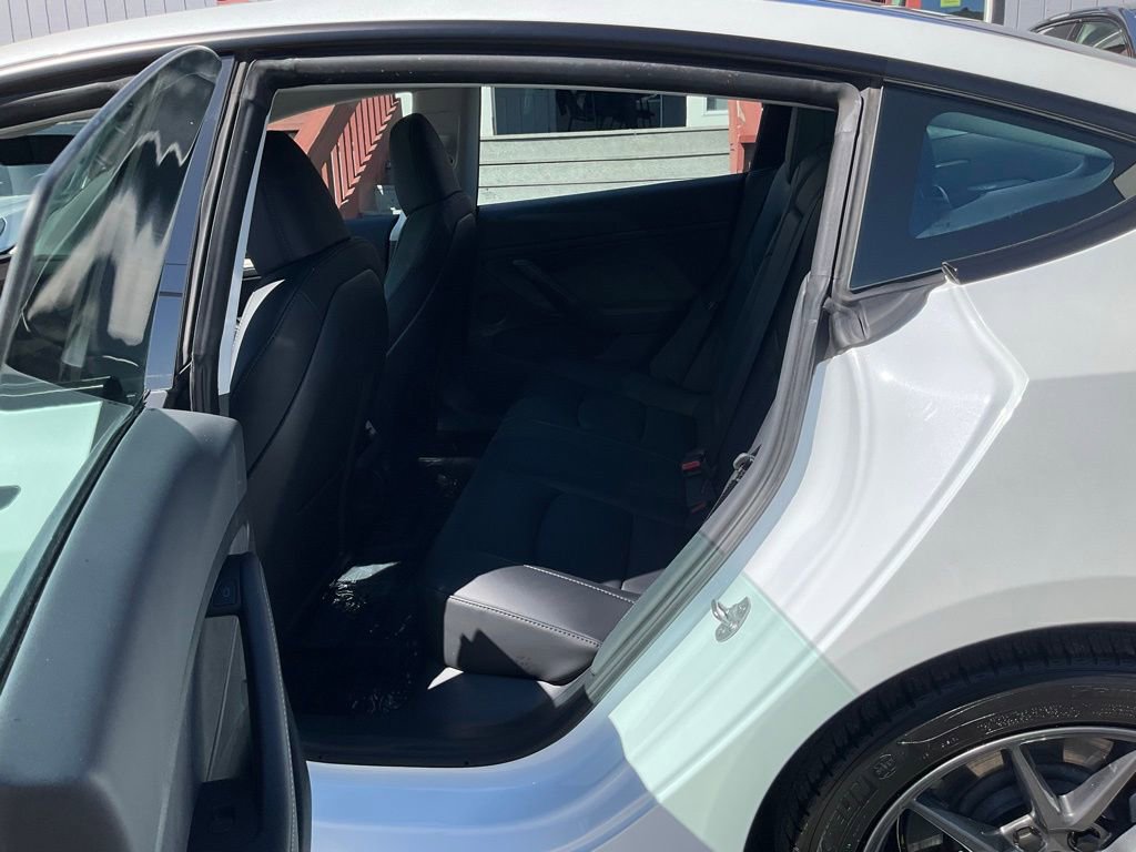 Used 2023 Tesla Model 3 Standard Range image 24