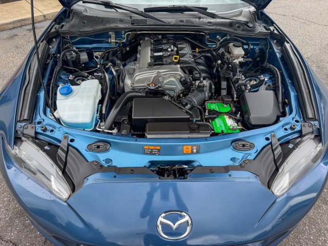 Used 2018 MAZDA MX-5 Miata RF Grand Touring RWD image 17