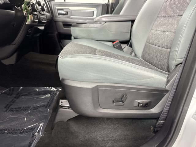 Used 2017 RAM 1500 Big Horn AWD/4WD image 22