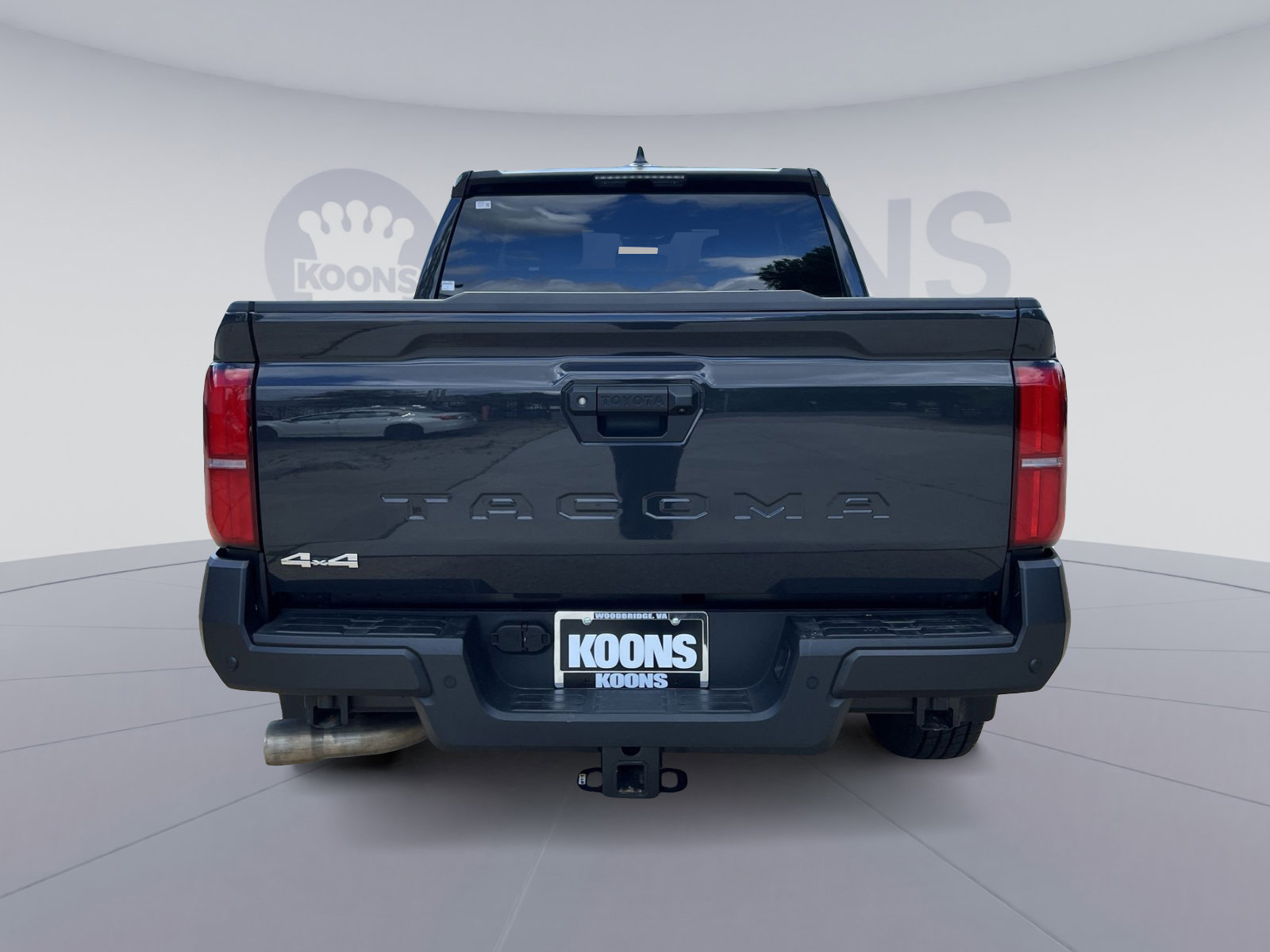 Used 2024 Toyota Tacoma SR w/ SR Upgrade Package AWD/4WD image 15