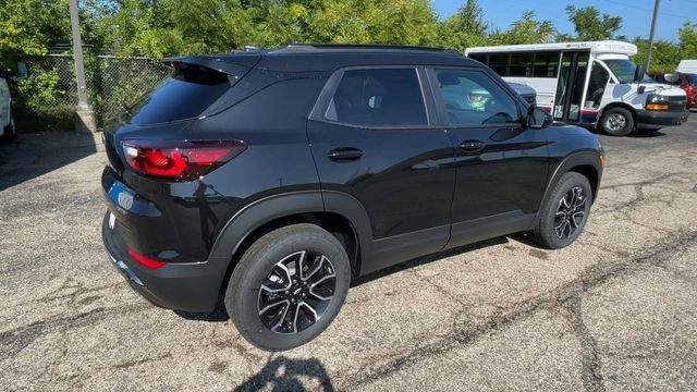 New 2026 Chevrolet TrailBlazer ACTIV w/ Convenience Package AWD/4WD image 2