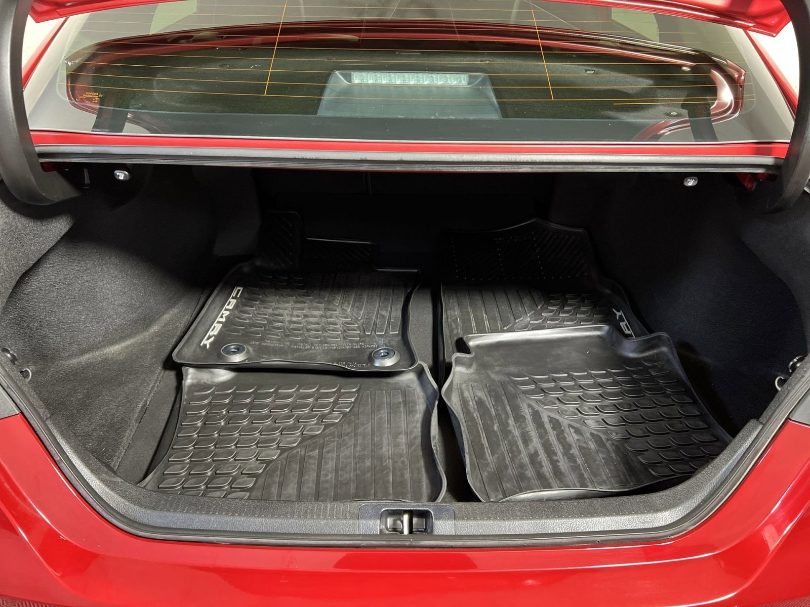 Used 2021 Toyota Camry XSE image 25