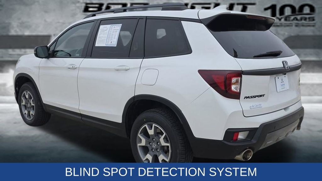 Certified 2023 Honda Passport TrailSport image 4