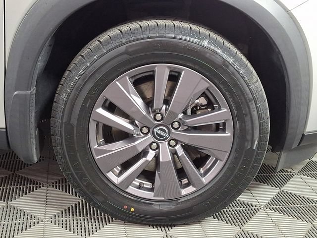 Used 2023 Nissan Pathfinder SV w/ Black Appearance Package AWD/4WD image 11