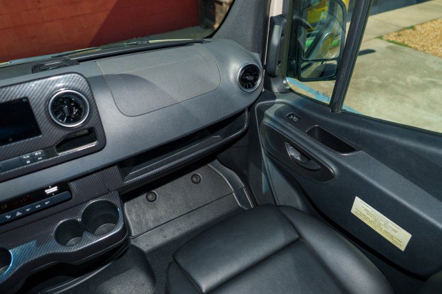 Used 2024 Mercedes-Benz Sprinter 2500 image 19
