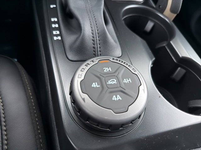 New 2025 Ford Bronco Badlands image 16