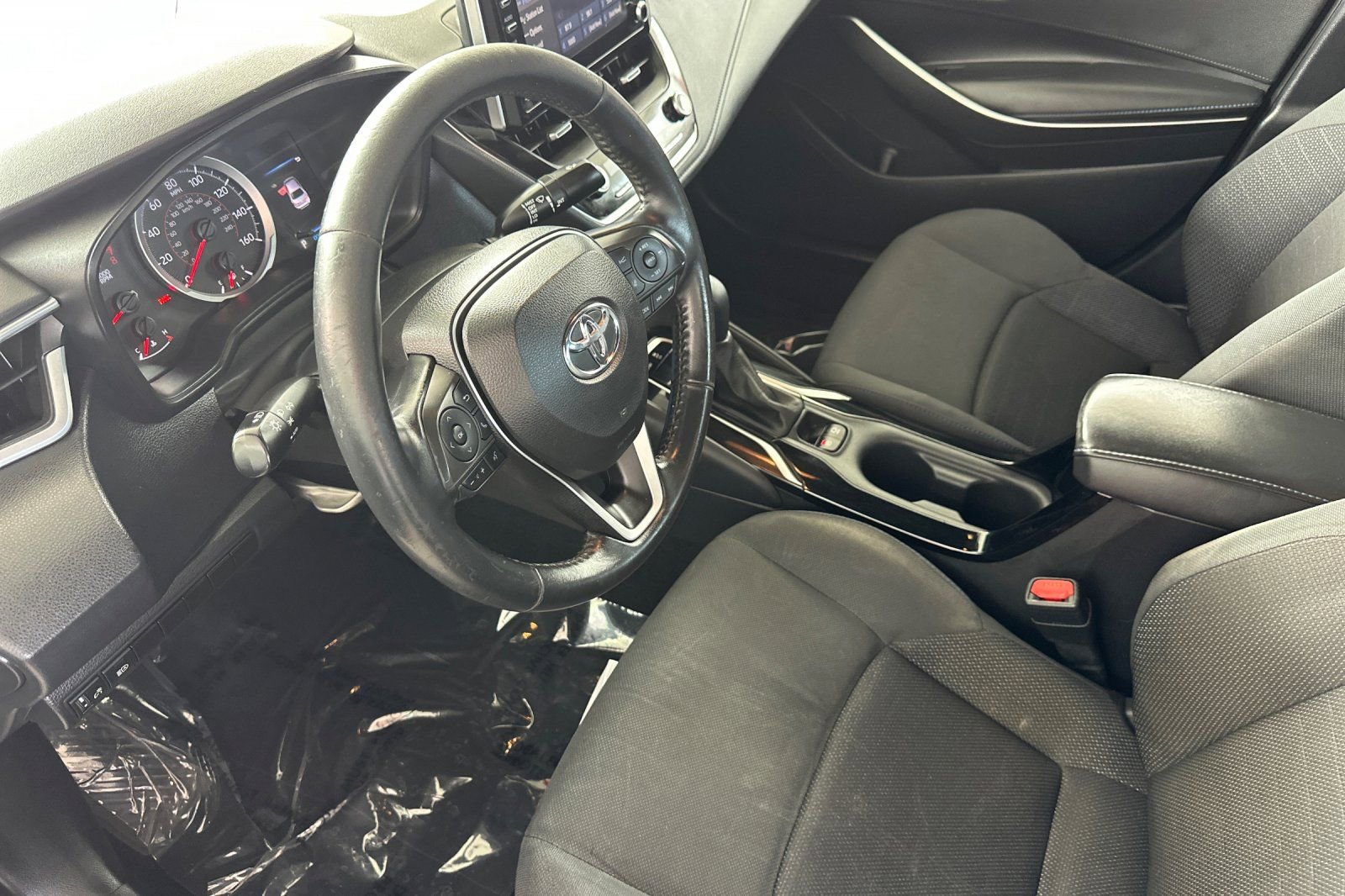 Used 2020 Toyota Corolla SE w/ Carpet Mat Package (TMS) FWD image 10