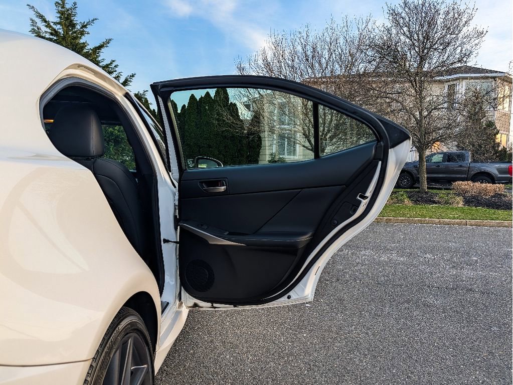 Used 2019 Lexus IS 300 F Sport w/ F Sport Package image 12