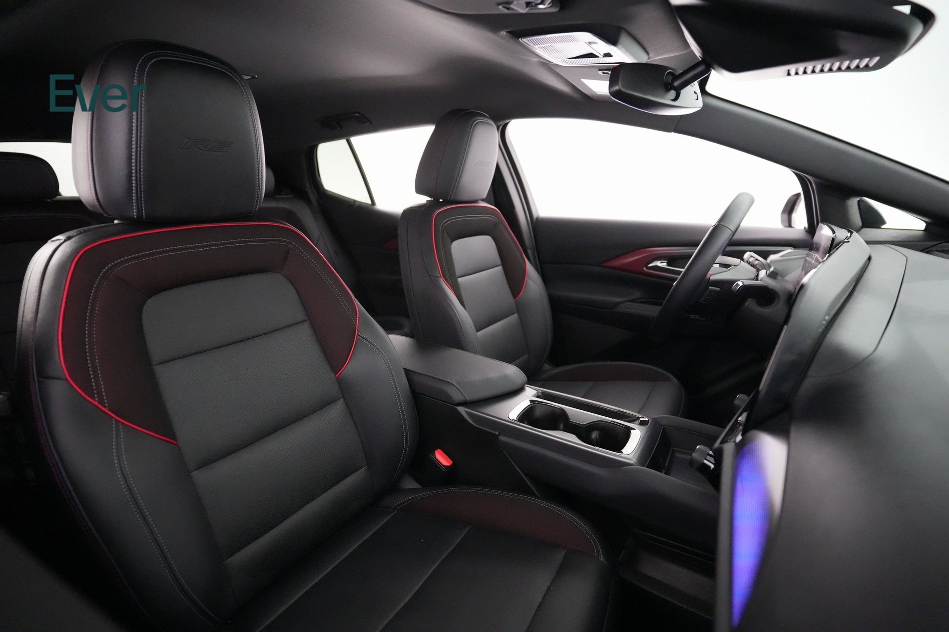 Used 2024 Chevrolet Equinox EV RS image 8