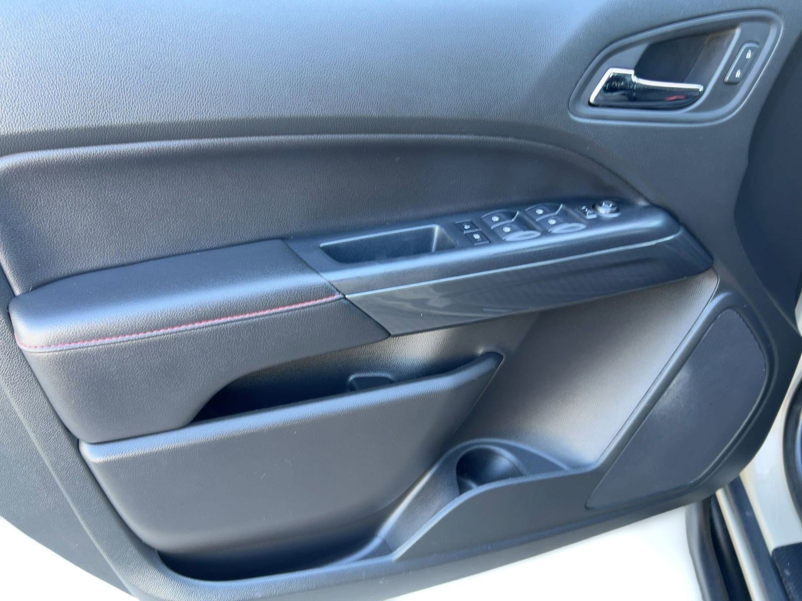 Certified 2022 GMC Canyon AT4 image 12