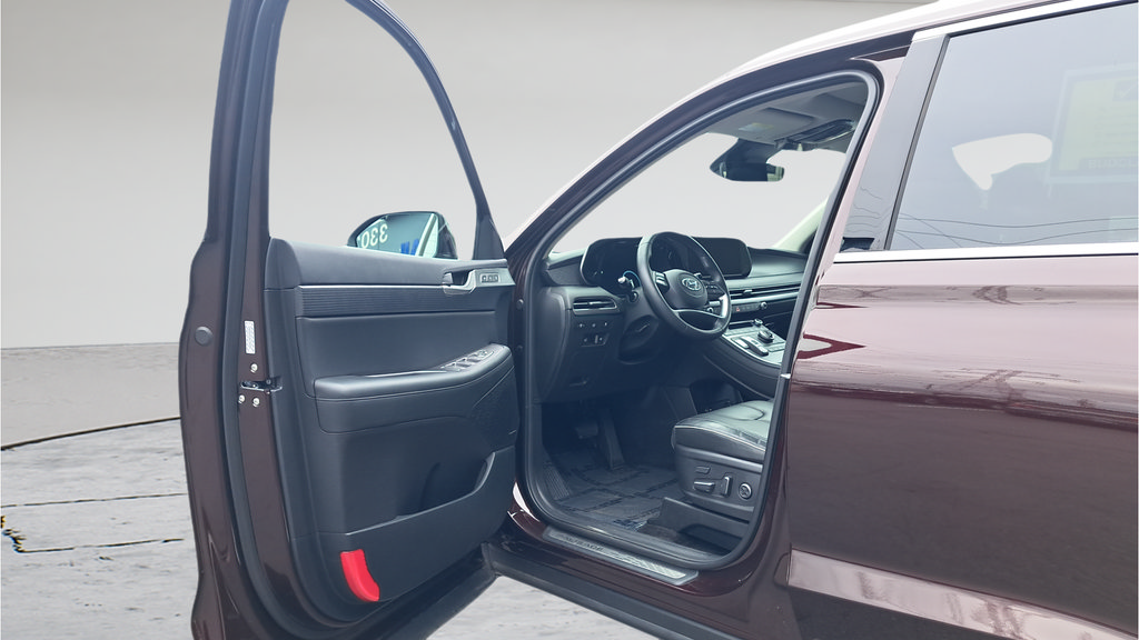 Used 2024 Hyundai Palisade Limited AWD/4WD image 23