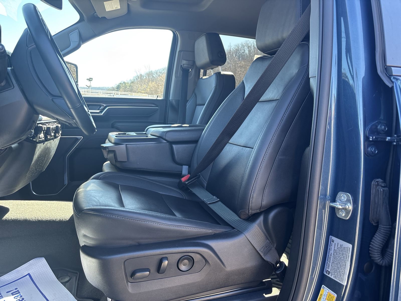 Used 2025 Chevrolet Silverado 2500 LT w/ Trail Boss Package image 14