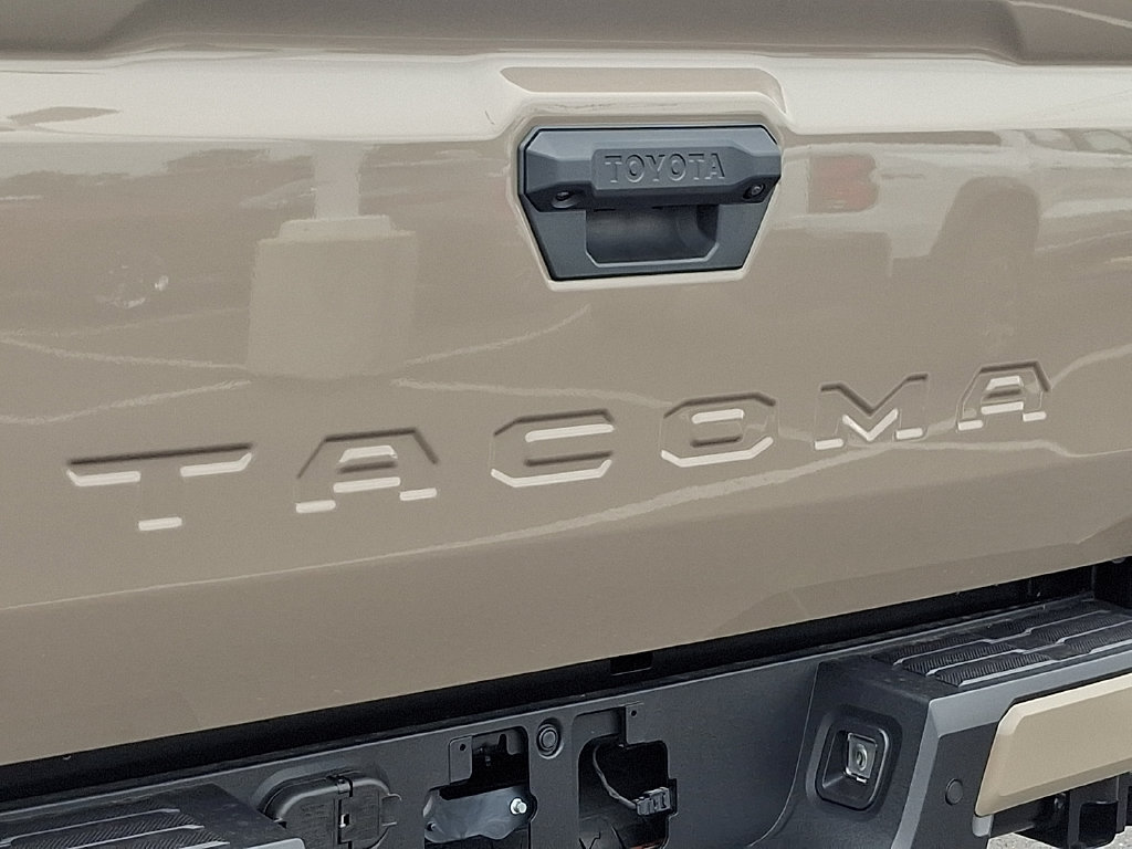 New 2026 Toyota Tacoma TRD Sport w/ TRD Sport Premium Package AWD/4WD image 23