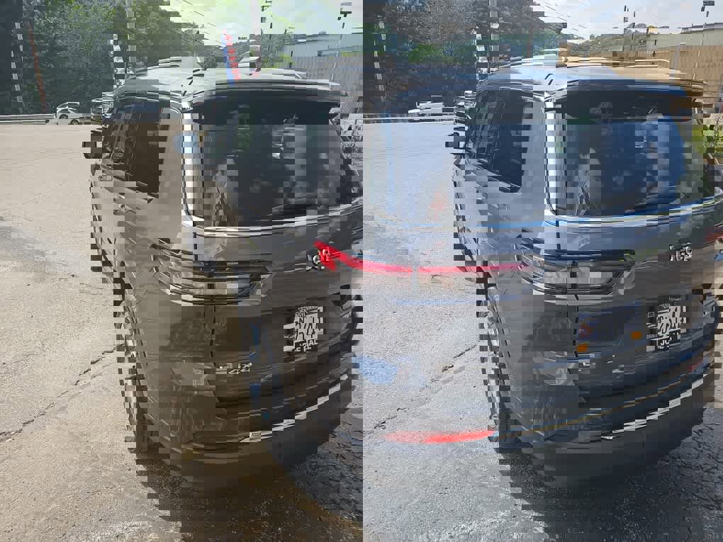 Used 2021 Jeep Grand Cherokee L Limited image 11