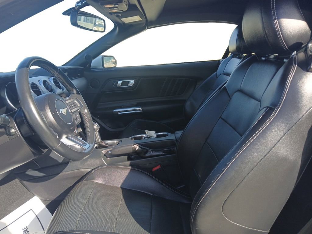 Used 2019 Ford Mustang Premium image 10