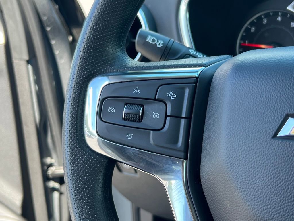 Used 2025 Chevrolet Blazer LT image 17