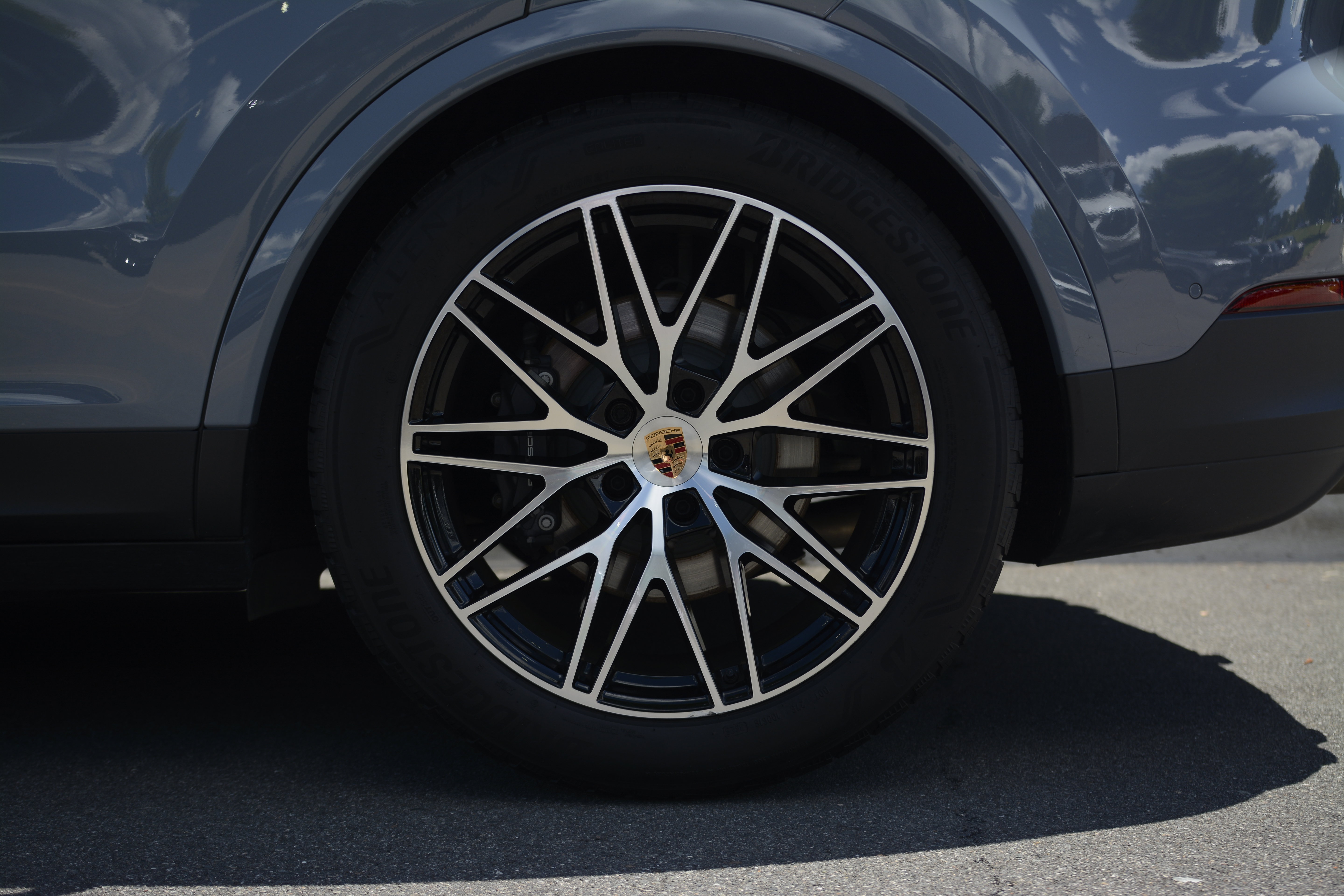 Certified 2026 Porsche Cayenne Coupe AWD/4WD image 39