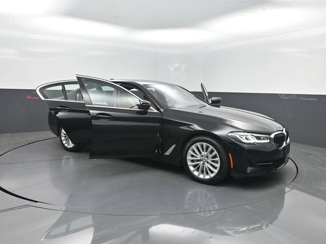 Used 2022 BMW 530i w/ M Sport Package RWD image 37