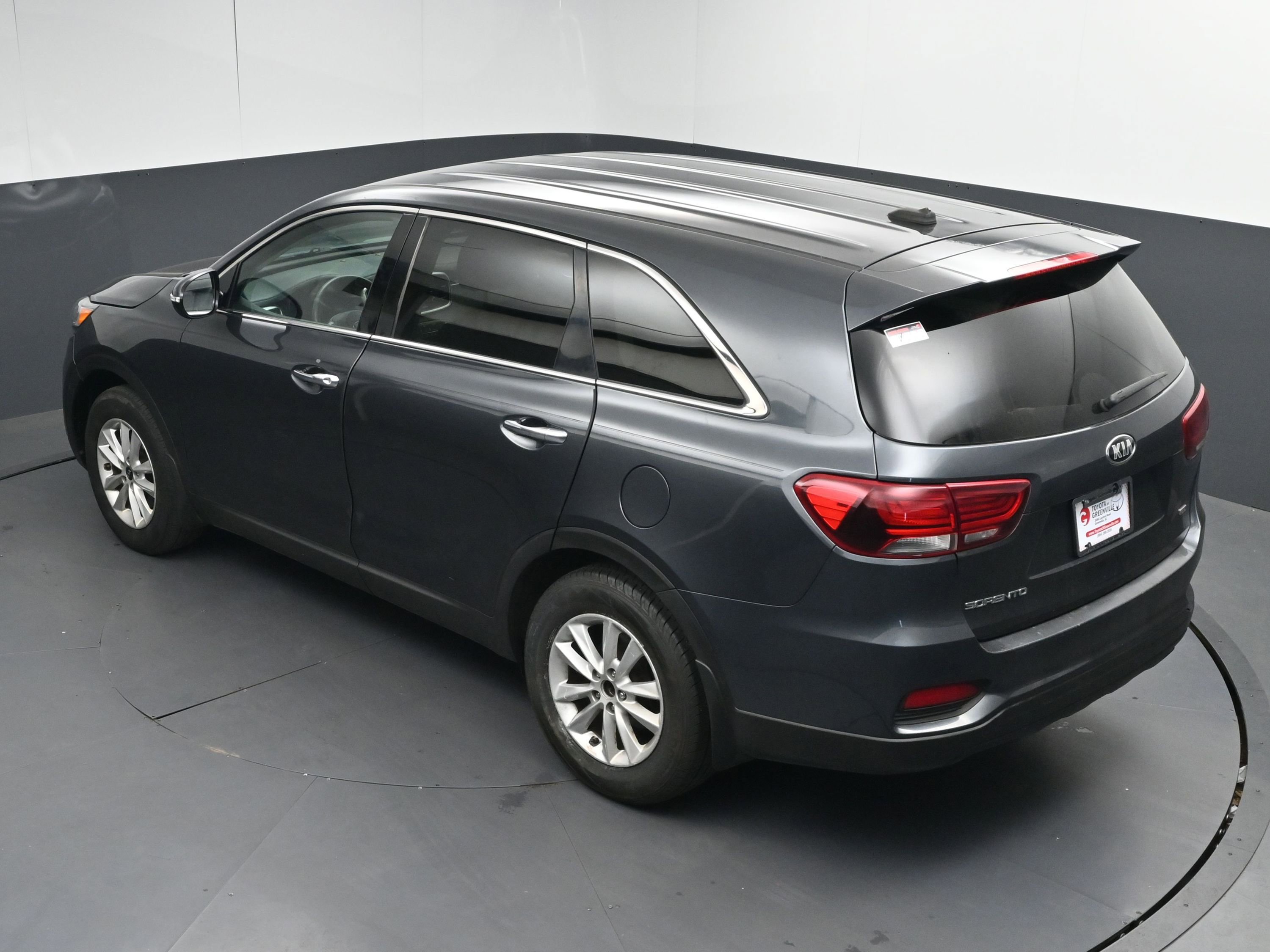 Used 2020 Kia Sorento LX image 39