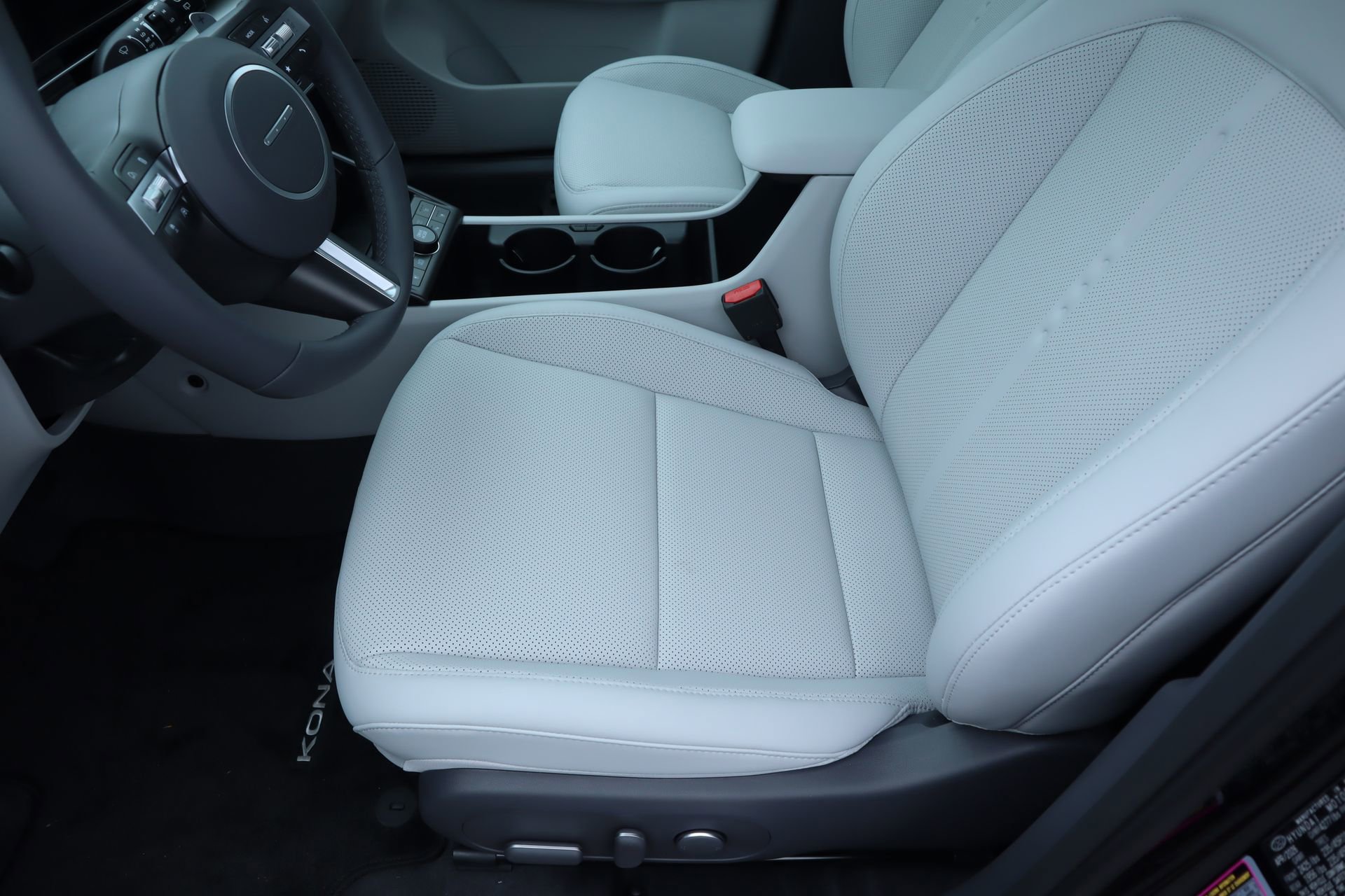 New 2026 Hyundai Kona Limited FWD image 10