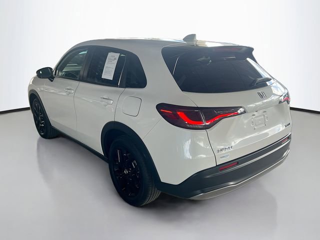 Used 2025 Honda HR-V Sport image 6