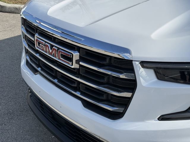 Used 2025 GMC Acadia Elevation image 7