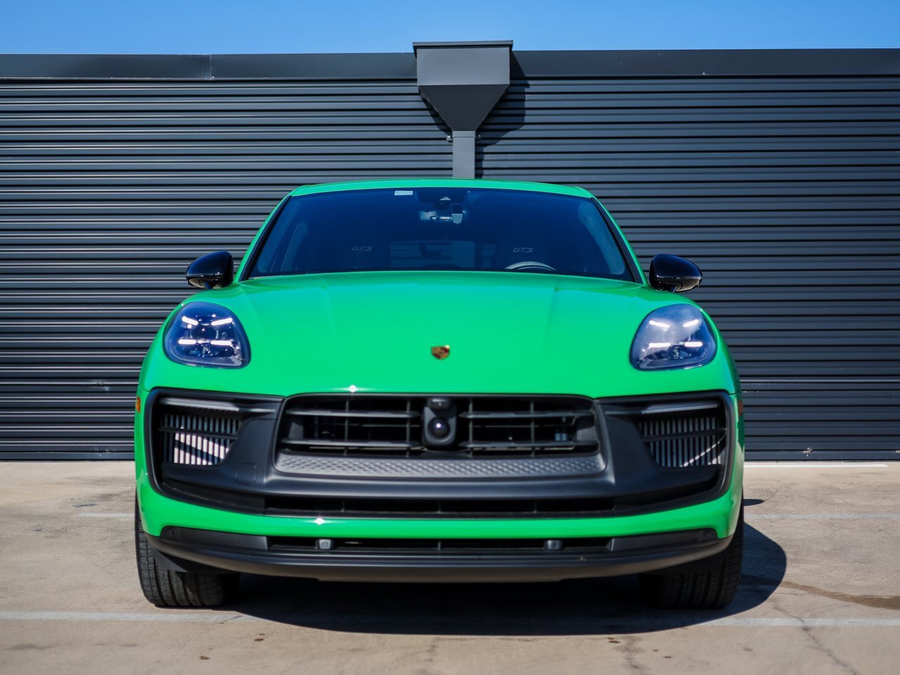 Certified 2024 Porsche Macan GTS image 10