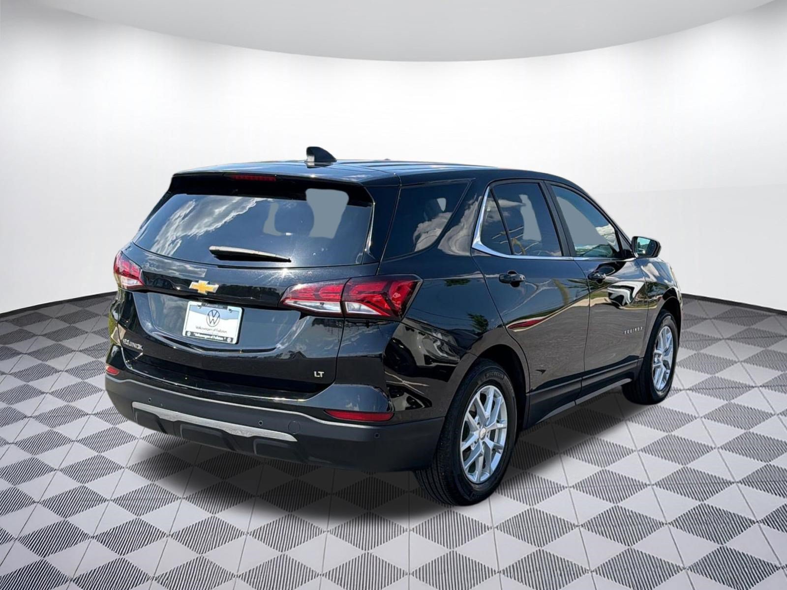 Used 2024 Chevrolet Equinox LT FWD image 9