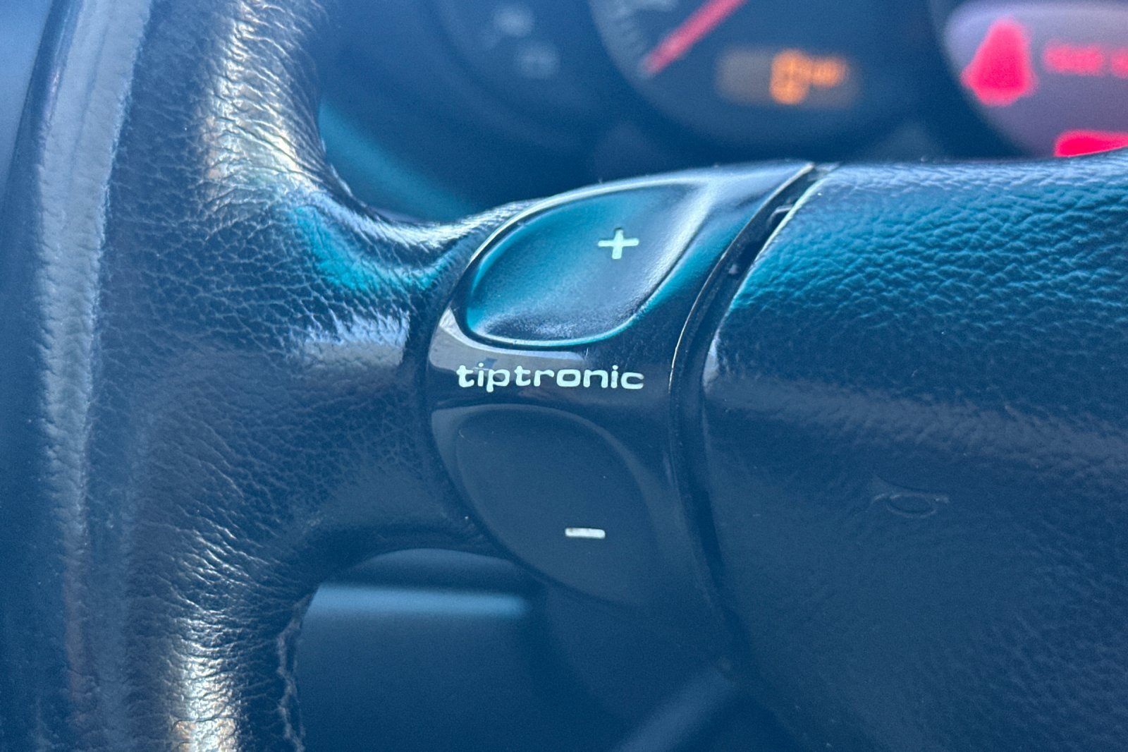 Used 2002 Porsche 911 Carrera 4 image 31