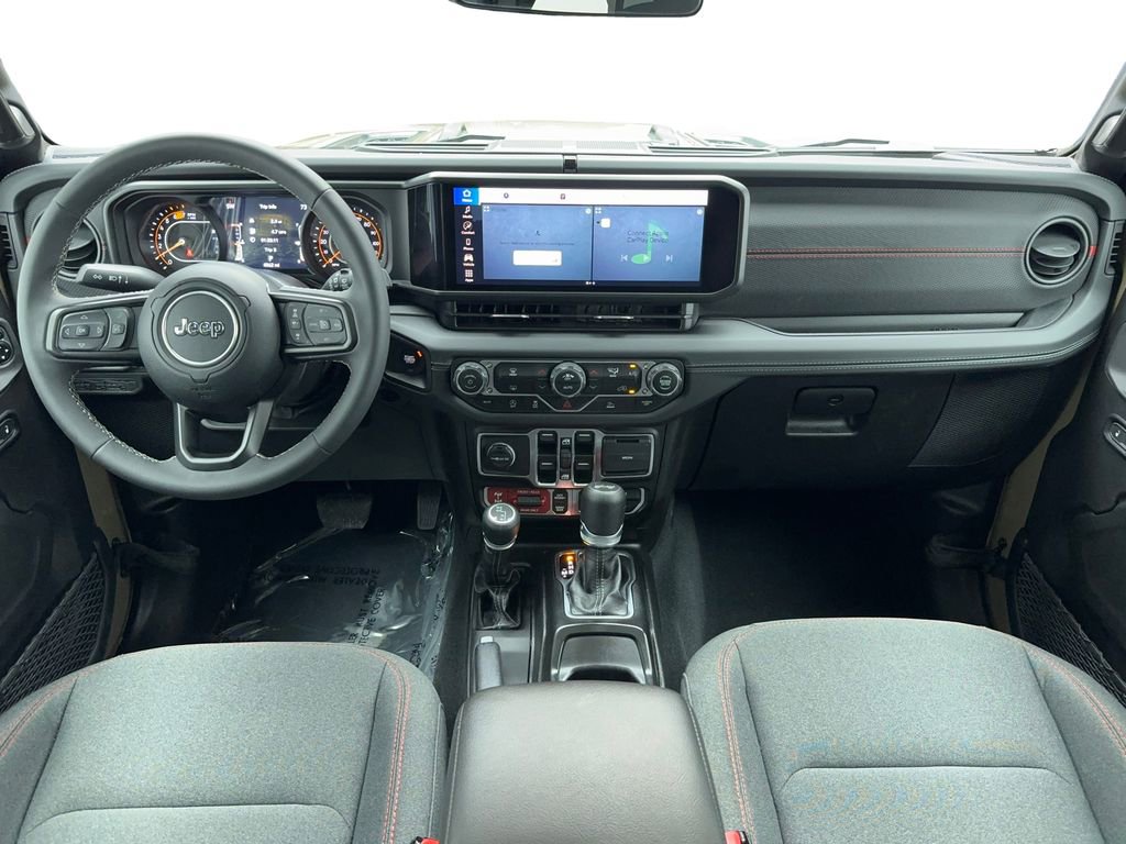 Used 2025 Jeep Wrangler Unlimited Rubicon image 16