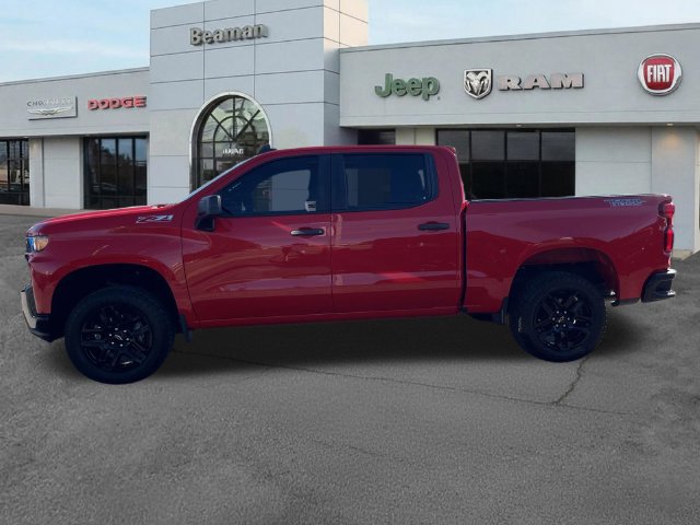 Used 2021 Chevrolet Silverado 1500 Custom Trail Boss AWD/4WD image 4