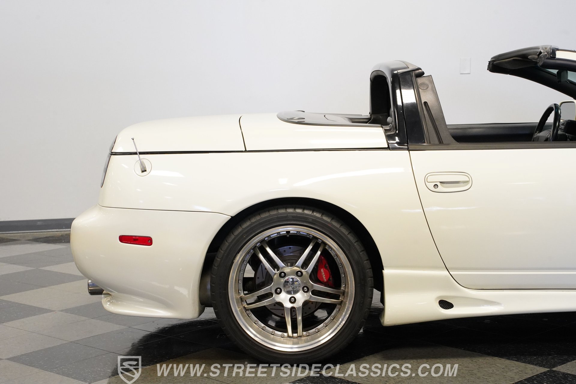 Used 1993 Nissan 300ZX Convertible RWD image 30