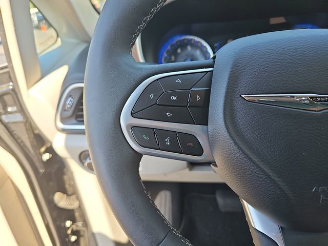 Used 2024 Chrysler Voyager LX FWD image 19