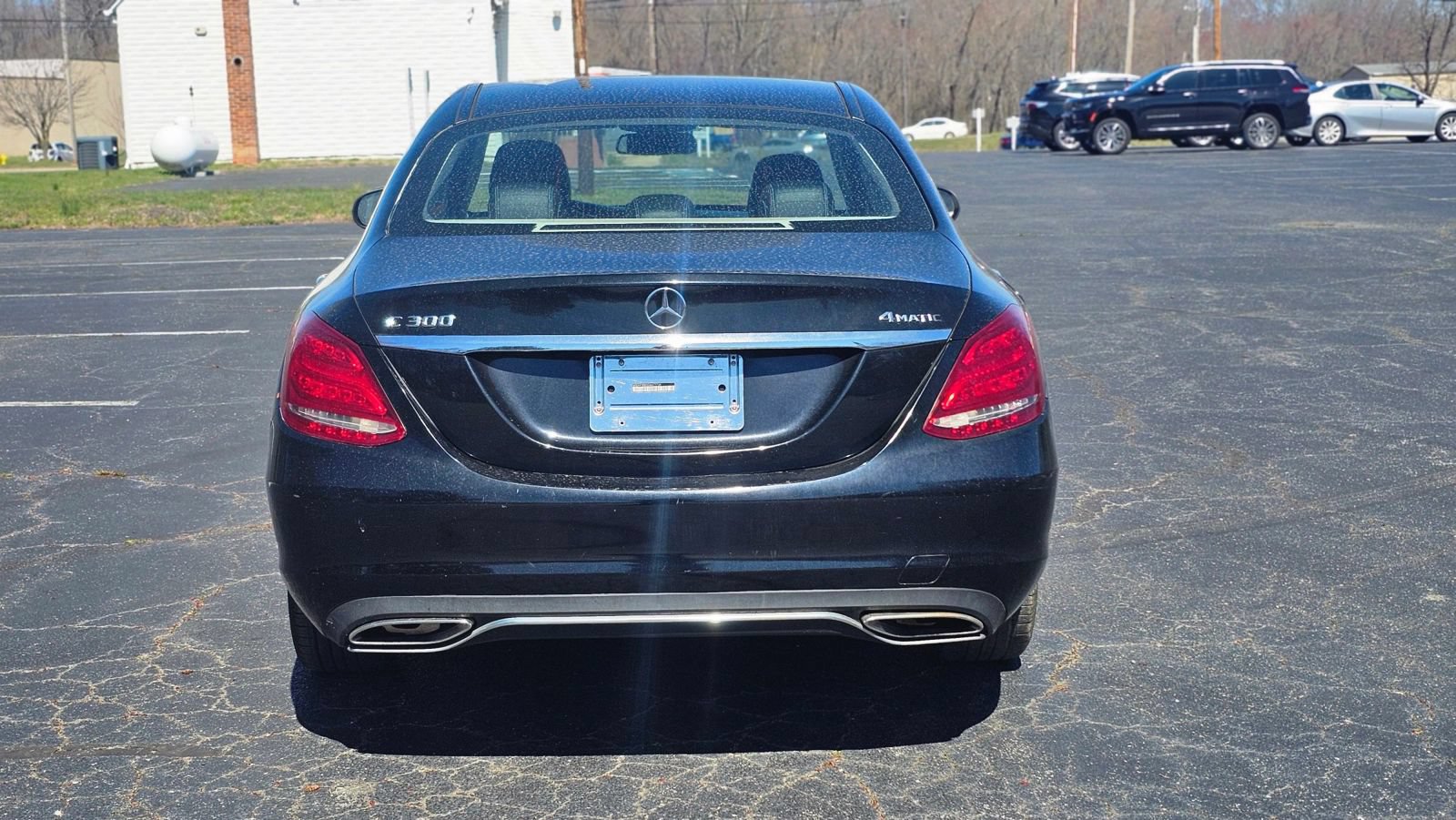 Used 2015 Mercedes-Benz C 300 4MATIC Sedan image 4