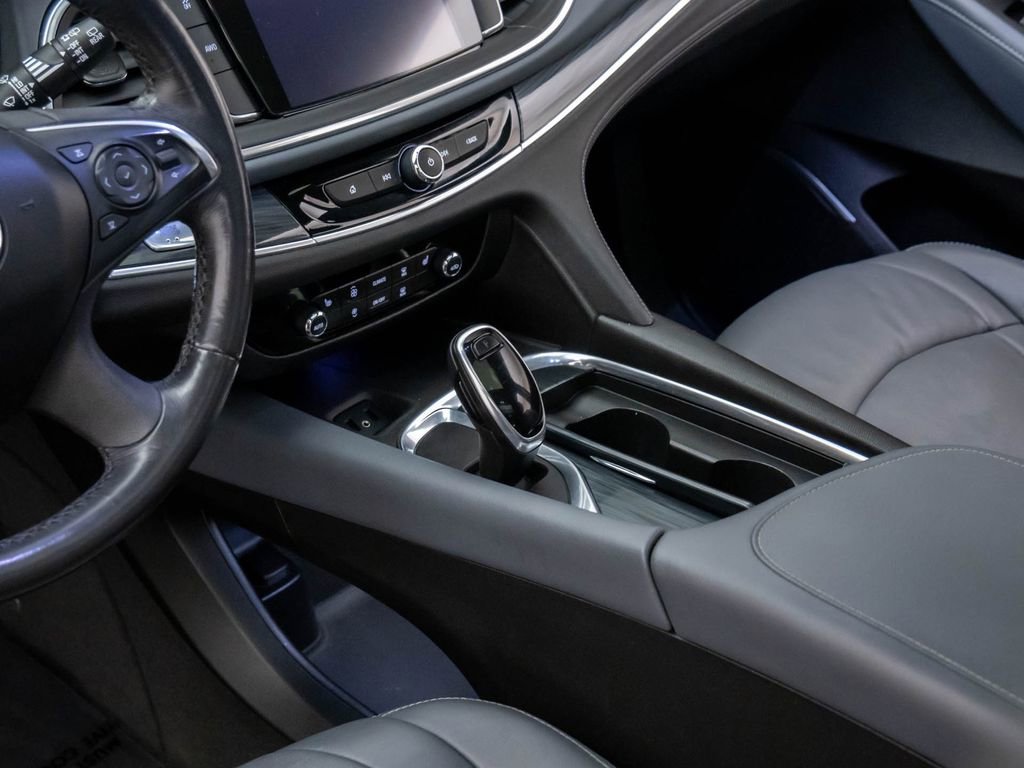 Used 2019 Buick Enclave Essence w/ LPO, Sport Appearance Package image 11