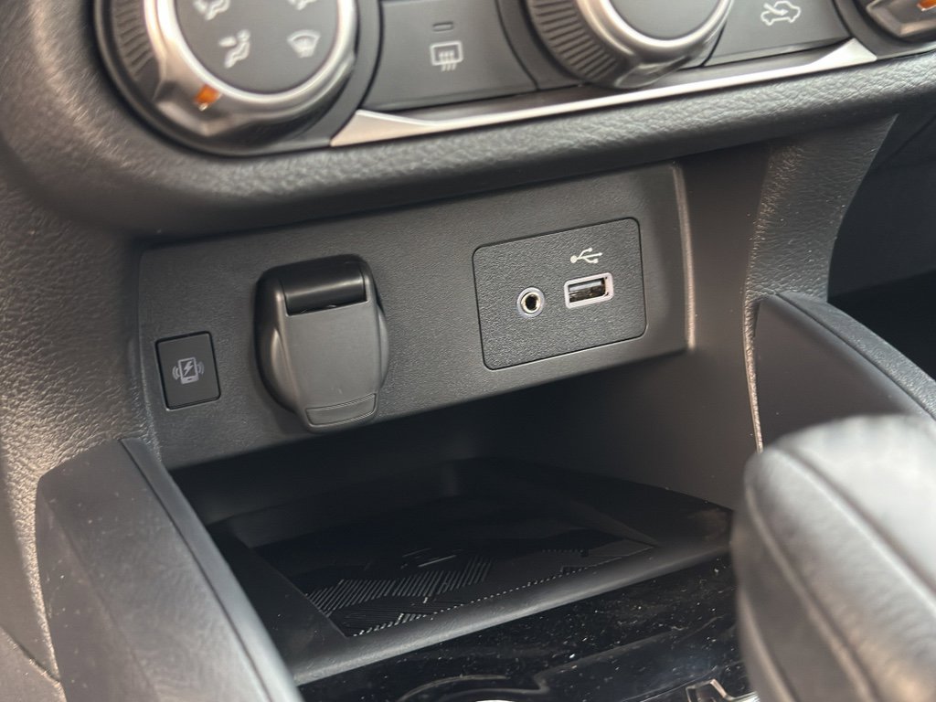 New 2025 Nissan Versa SV w/ Trunk Package image 26