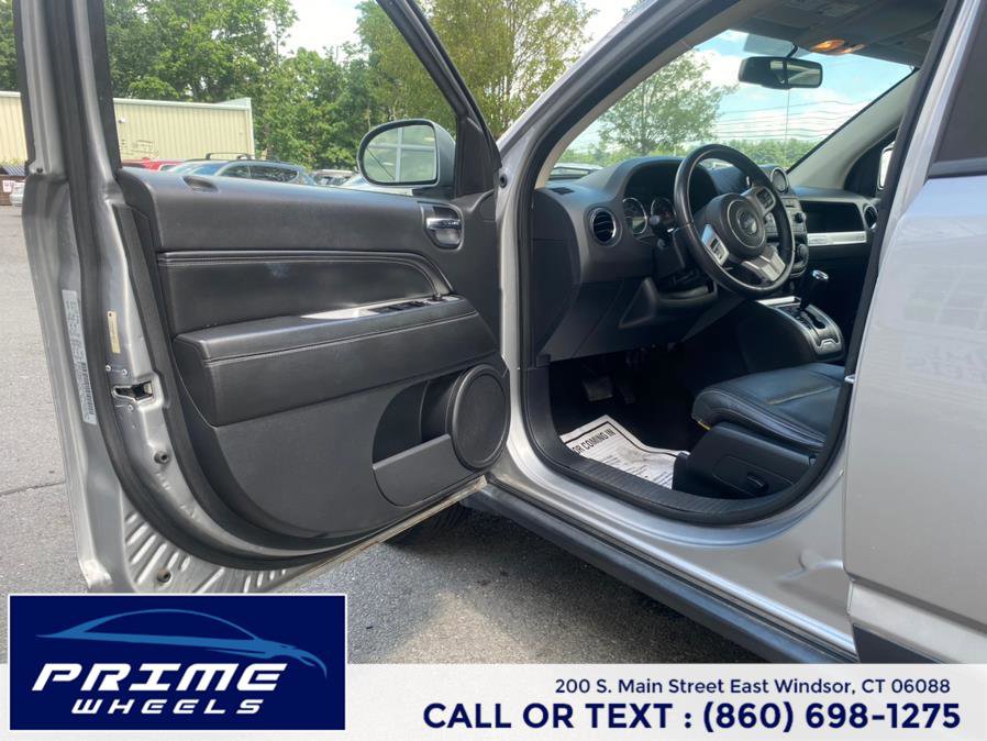 Used 2015 Jeep Compass High Altitude image 13